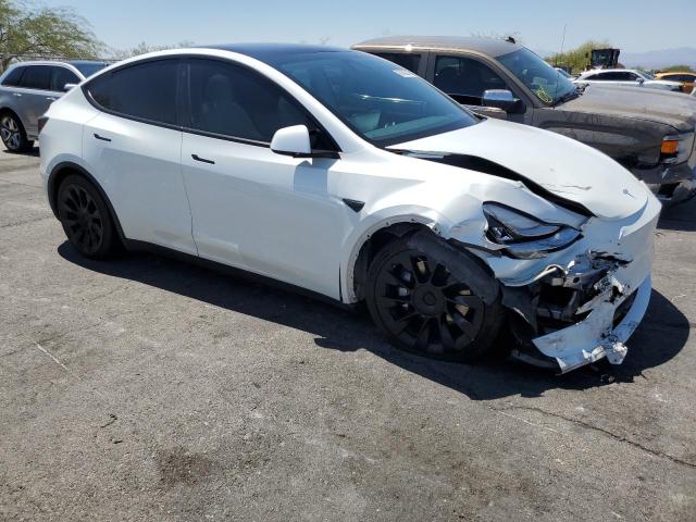 5YJYGDEEXMF112483 - 2021 TESLA MODEL Y WHITE photo 4