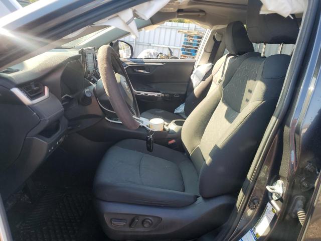 2T3R1RFV6LC099906 - 2020 TOYOTA RAV4 XLE 灰色 照片 7