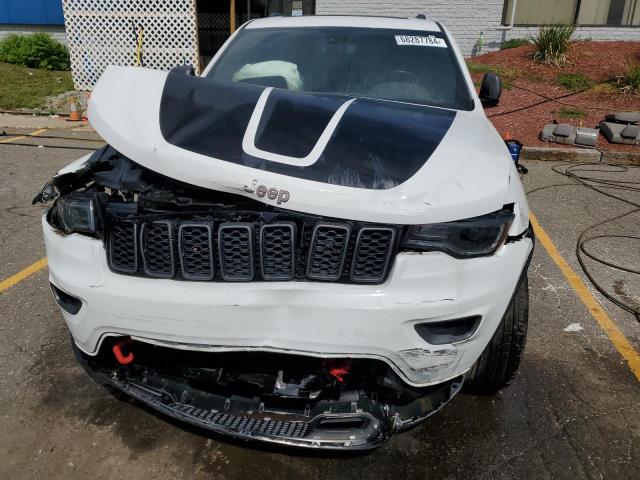 1C4RJFLG8JC466209 - 2018 JEEP GRAND CHER TRAILHAWK WHITE photo 5