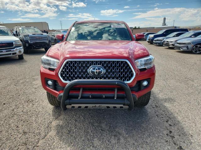 3TMCZ5AN1KM261891 - 2019 TOYOTA TACOMA DOUBLE CAB RED photo 5