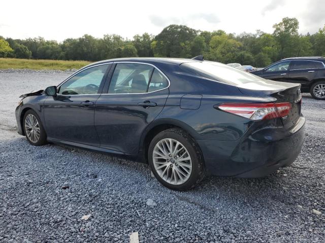 4T1F11AK5LU858246 - 2020 TOYOTA CAMRY XLE Черный фото 2