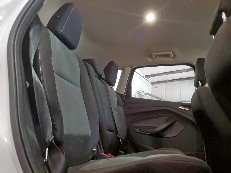 1FMCU0GD5JUD04201 - 2018 FORD ESCAPE SE 白色 照片 11