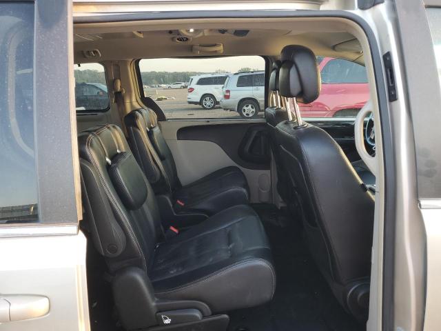 2C4RC1BG4FR562254 - 2015 CHRYSLER TOWN & COU TOURING TAN photo 11