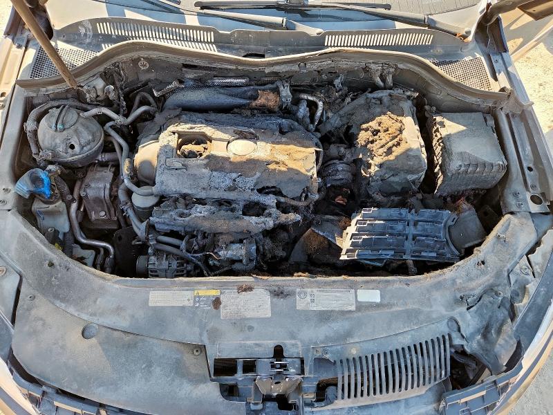 WVWBN7AN1GE503224 - 2016 VOLKSWAGEN CC BASE BLACK photo 11