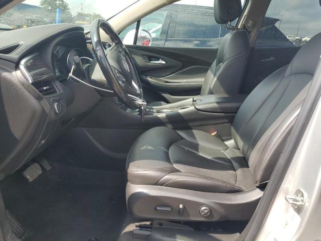 LRBFX1SA9JD009340 - 2018 BUICK ENVISION ESSENCE Արծաթագույն լուսանկար 7