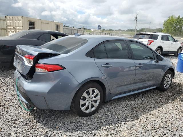 5YFEPMAE1MP248210 - 2021 TOYOTA COROLLA LE GRAY photo 3