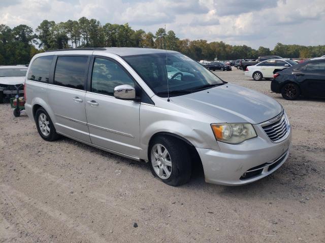 2A4RR8DG3BR775267 - 2011 CHRYSLER TOWN & COU TOURING L SILVER photo 4
