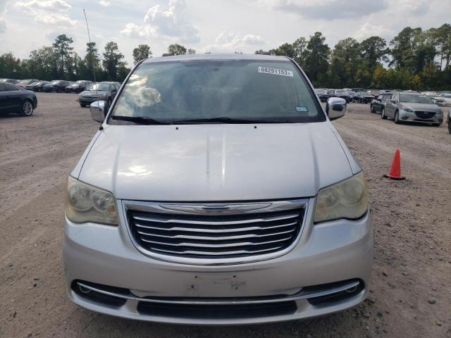 2A4RR8DG3BR775267 - 2011 CHRYSLER TOWN & COU TOURING L SILVER photo 5