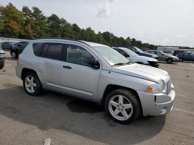 1J8FF57W38D749520 - 2008 JEEP COMPASS LIMITED SILVER photo 4