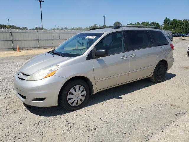 5TDZK23C07S002566 - 2007 TOYOTA SIENNA CE GRAY photo 1