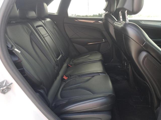 5LMCJ1A94FUJ42312 - 2015 LINCOLN MKC WHITE photo 11