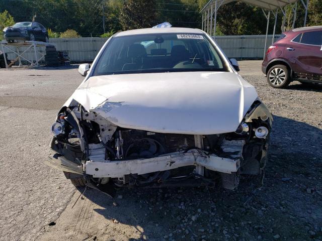 W08AR671985067389 - 2008 SATURN ASTRA XE WHITE photo 5