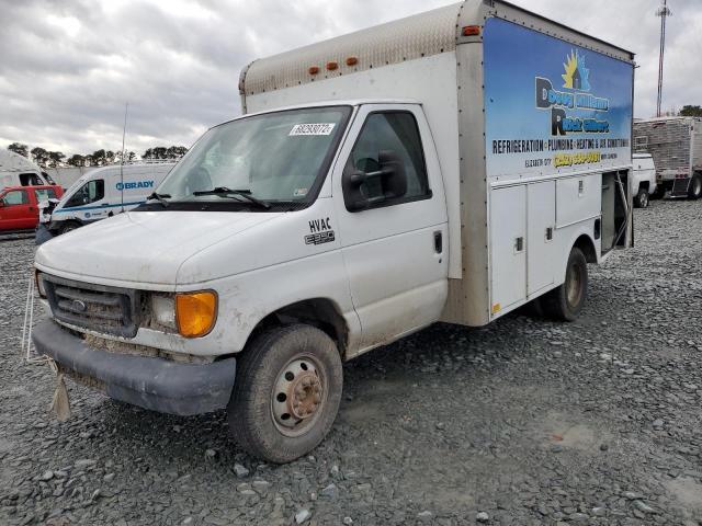 1FDWE35L33HA93775 - 2003 FORD ECONOLINE E350 SUPER DUTY CUTAWAY VAN WHITE photo 1