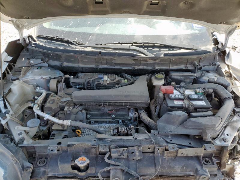 KNMAT2MT1JP510054 - 2018 NISSAN ROGUE S 银色 照片 12