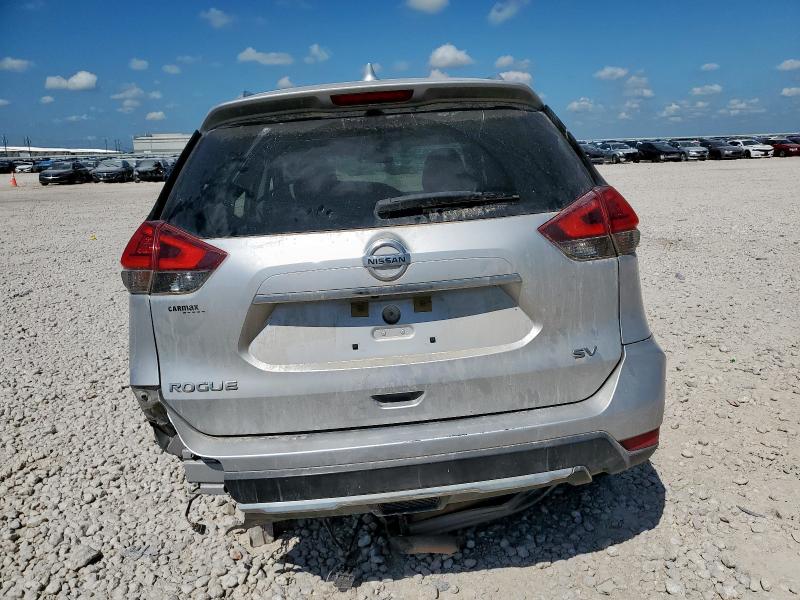 KNMAT2MT1JP510054 - 2018 NISSAN ROGUE S 银色 照片 6