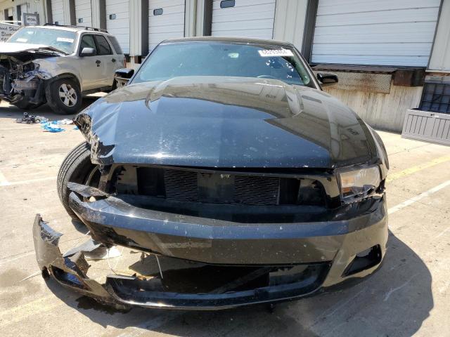 1ZVBP8AM3C5269389 - 2012 FORD MUSTANG BLACK photo 5