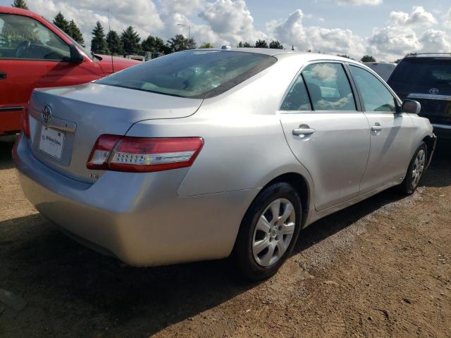 4T1BF3EKXBU137392 - 2011 TOYOTA CAMRY BASE SILVER photo 3