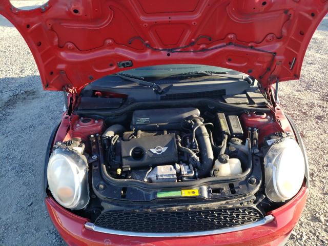 WMWSV3C5XBTY21558 - 2011 MINI COOPER S RED photo 11