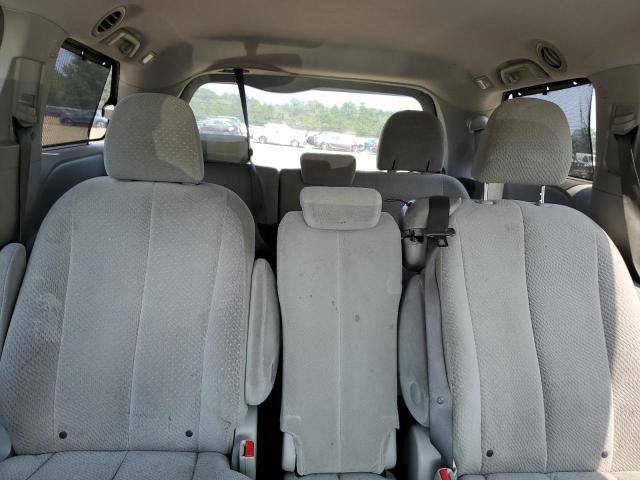 5TDKK3DC9BS013404 - 2011 TOYOTA SIENNA LE GRAY photo 10