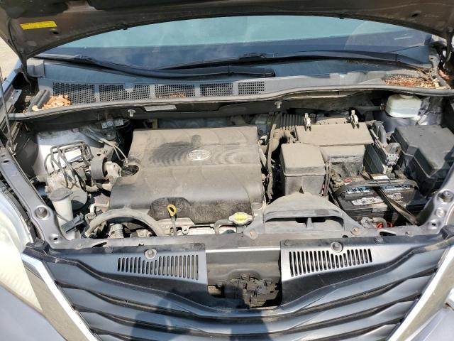 5TDKK3DC9BS013404 - 2011 TOYOTA SIENNA LE GRAY photo 12