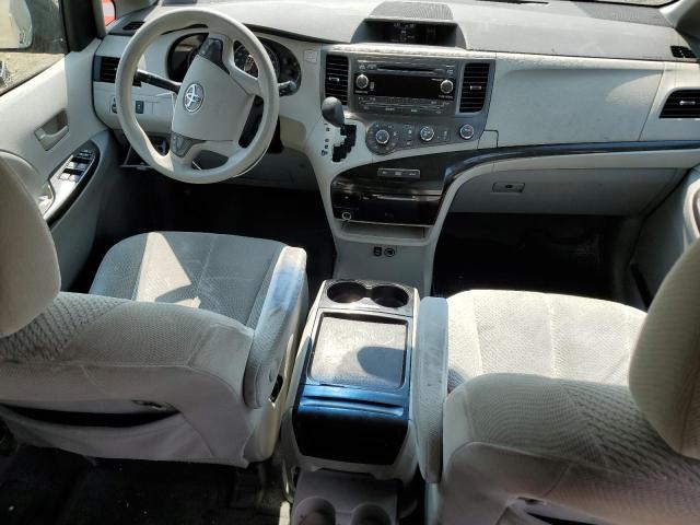 5TDKK3DC9BS013404 - 2011 TOYOTA SIENNA LE GRAY photo 8