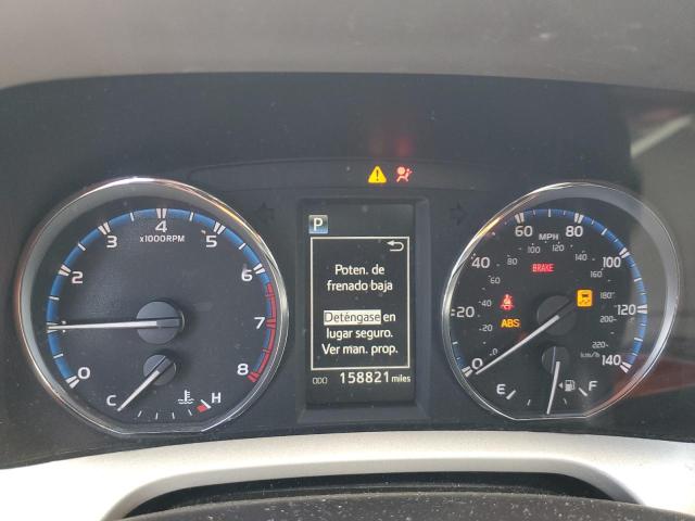 2T3WFREV0GW262883 - 2016 TOYOTA RAV4 XLE SILVER photo 9