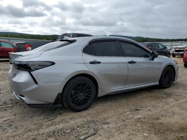 4T1G11AK9LU965319 - 2020 TOYOTA CAMRY SE 银色 照片 3