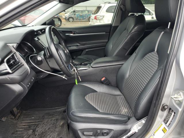 4T1G11AK9LU965319 - 2020 TOYOTA CAMRY SE 银色 照片 7