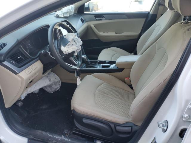 5NPE24AF2KH805806 - 2019 HYUNDAI SONATA SE Blanco foto 7