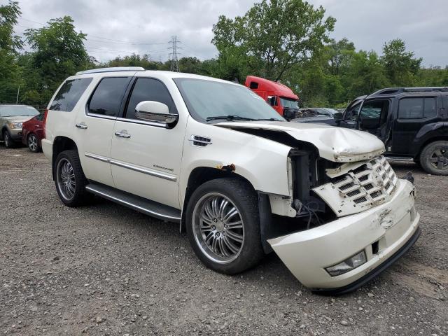 1GYFK63878R192723 - 2008 CADILLAC ESCALADE LUXURY WHITE photo 4