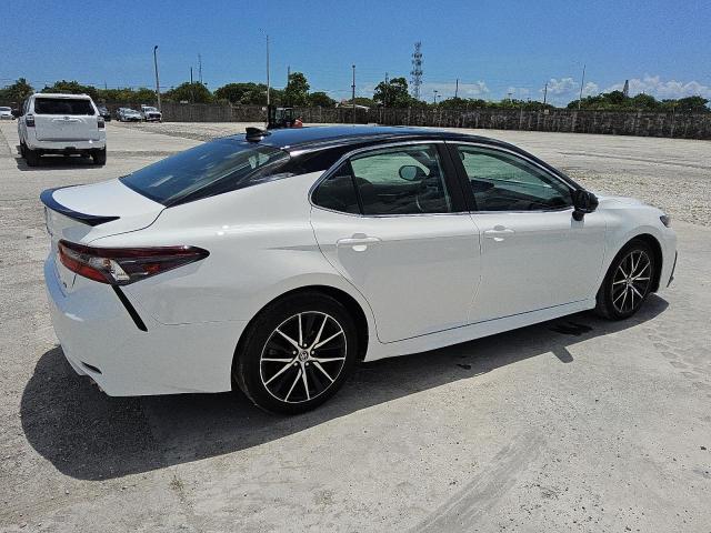 4T1G11AK2PU163989 - 2023 TOYOTA CAMRY SE NIGHT SHADE WHITE photo 3