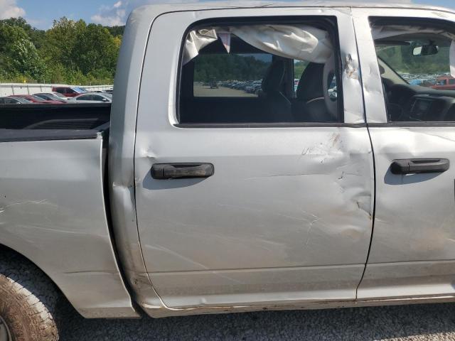 1C6RR7KT9GS234625 - 2016 RAM 1500 ST SILVER photo 10