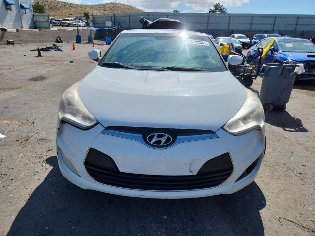 KMHTC6AD3GU253420 - 2016 HYUNDAI VELOSTER თეთრი ფოტო 5