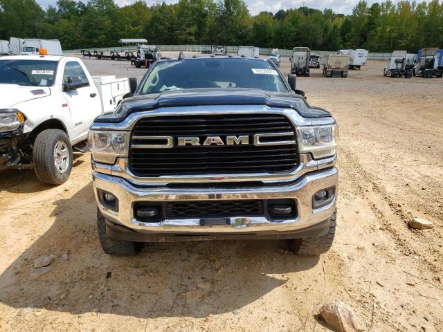 3C63RRLL5KG708456 - 2019 RAM 3500 BIG HORN BLACK photo 5