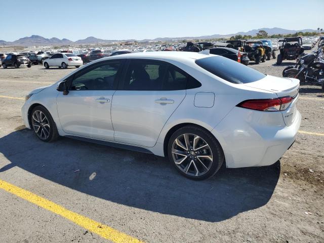 JTDS4MCE8NJ088597 - 2022 TOYOTA COROLLA SE WHITE photo 2