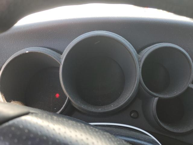 2T1KR32E83C100740 - 2003 TOYOTA COROLLA MA XR WHITE photo 9