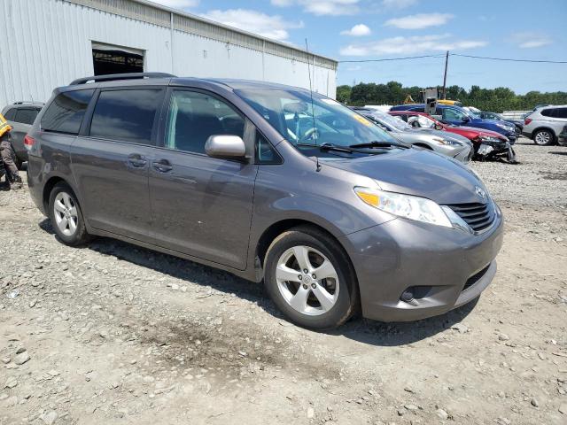 5TDKK3DC8CS264058 - 2012 TOYOTA SIENNA LE GRAY photo 4