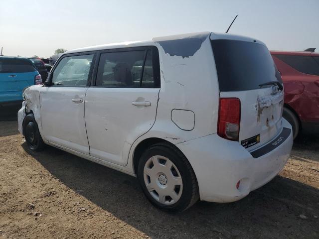 JTLZE4FE0CJ015247 - 2012 TOYOTA SCION XB WHITE photo 2