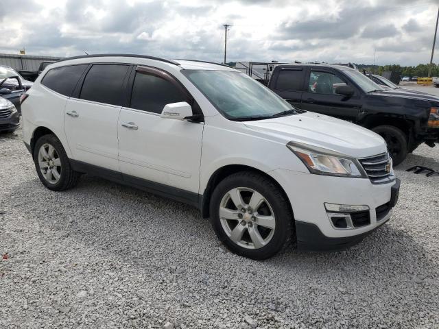 1GNKVGKD5GJ221396 - 2016 CHEVROLET TRAVERSE LT თეთრი ფოტო 4
