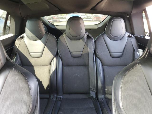 5YJXCAE25GF034243 - 2016 TESLA MODEL X შავი ფოტო 10