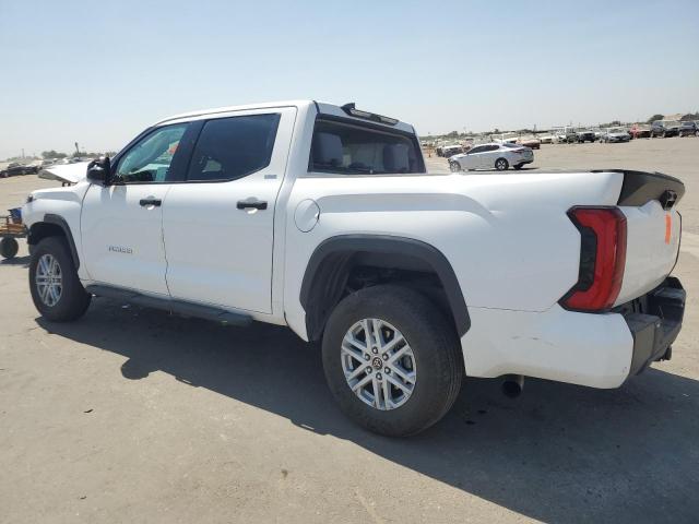 5TFLA5AB9PX020451 - 2023 TOYOTA TUNDRA CREWMAX SR WHITE photo 2