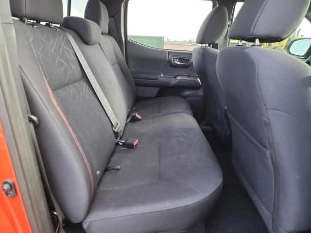 5TFCZ5AN5JX125840 - 2018 TOYOTA TACOMA DOUBLE CAB Қызғылт сары фото 10