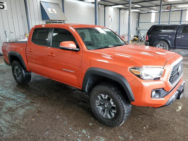 5TFCZ5AN5JX125840 - 2018 TOYOTA TACOMA DOUBLE CAB Қызғылт сары фото 4