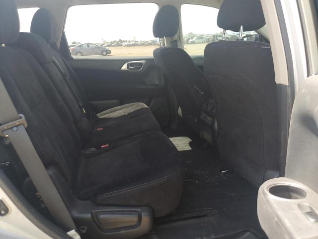 5N1AR2MMXGC634570 - 2016 NISSAN PATHFINDER S SILVER photo 11