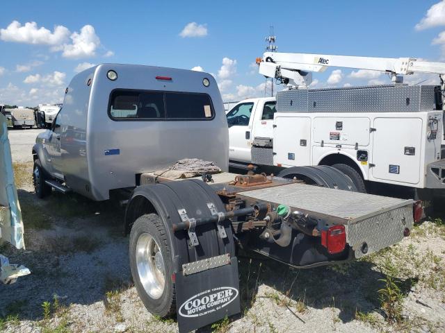 3C7WRNDL0KG686057 - 2019 RAM 5500 银色 照片 2