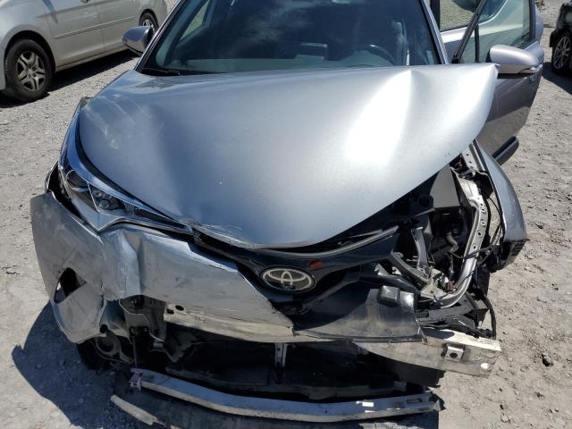 JTNKHMBX8K1027104 - 2019 TOYOTA C-HR XLE Gümüş fotoğraf 12