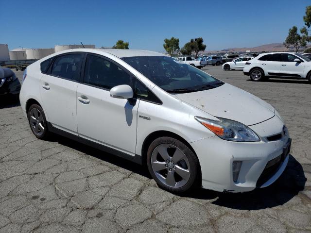 JTDKN3DUXF0421421 - 2015 TOYOTA PRIUS 白色 照片 4