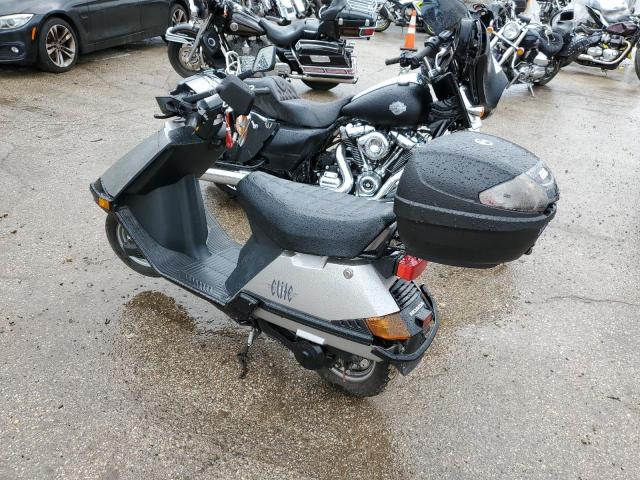 3H1HF03087D201886 - 2007 HONDA CH80 GRAY photo 3