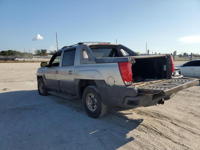 3GNGK22G64G148385 - 2004 CHEVROLET AVALANCHE K2500 GRAY photo 2