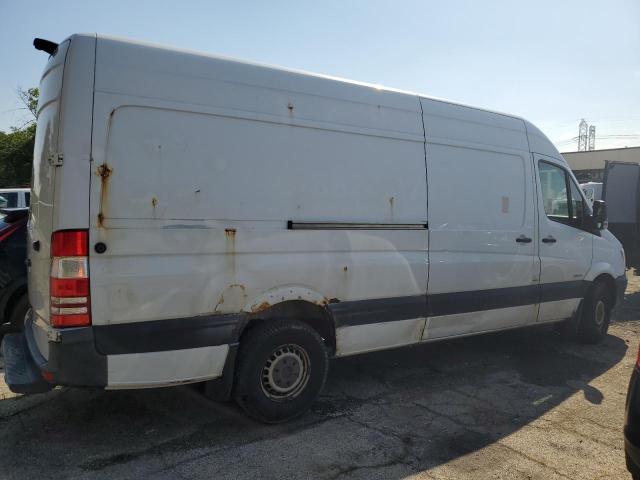 WD3PE8DC6E5862582 - 2014 MERCEDES-BENZ SPRINTER 2500 WHITE photo 3